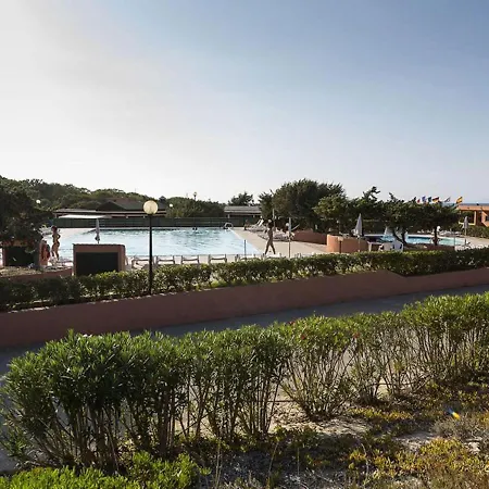 Amazing Mobile Home In Sorso With Garden Dom wakacyjny